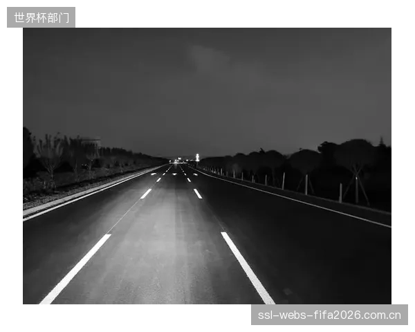 澳门东望洋赛道引入港珠澳大桥路面标准,陶瓷微珠涂料保障雨夜街道赛视觉引导 澳门东望洋赛道引入港珠澳大桥路面标准,陶瓷微珠涂料保障雨夜街道赛视觉引导